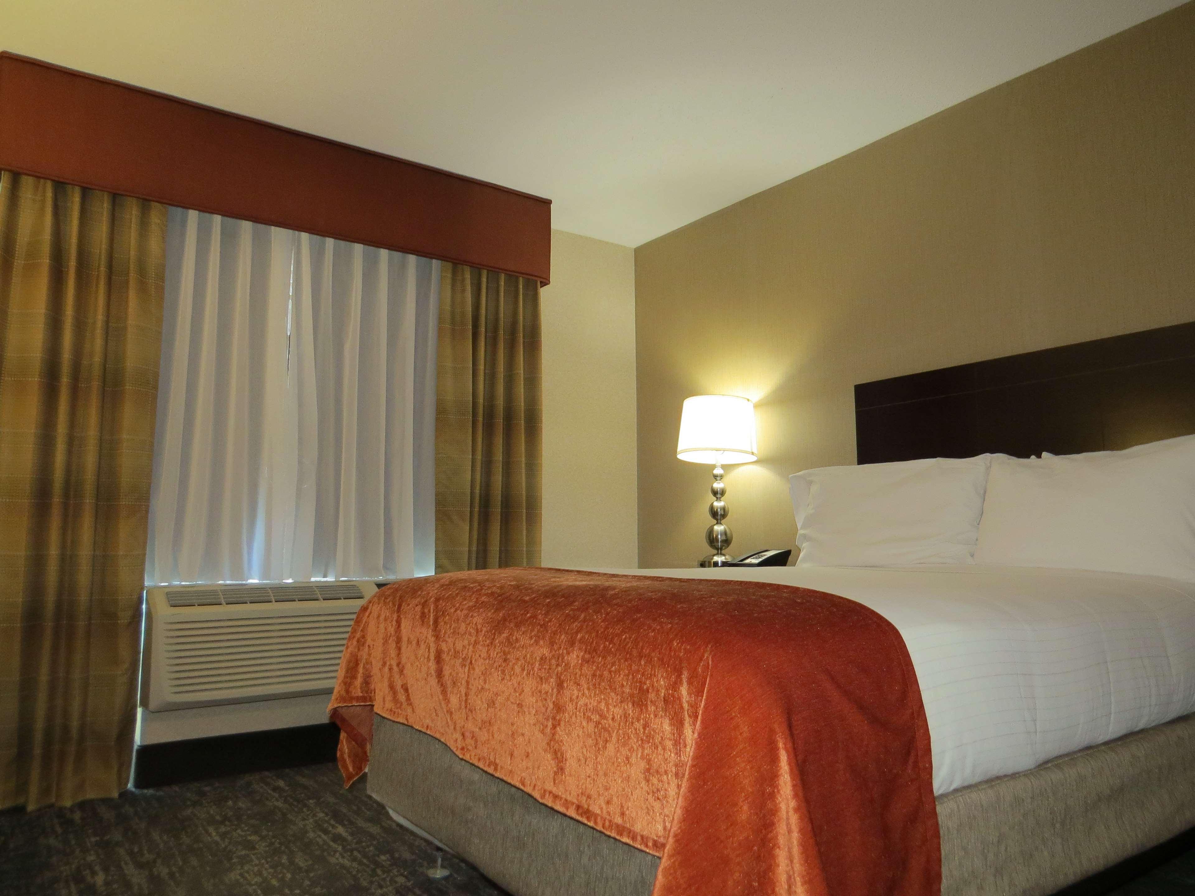 Best Western Plus Hanes Mall Winston-Salem Exterior photo
