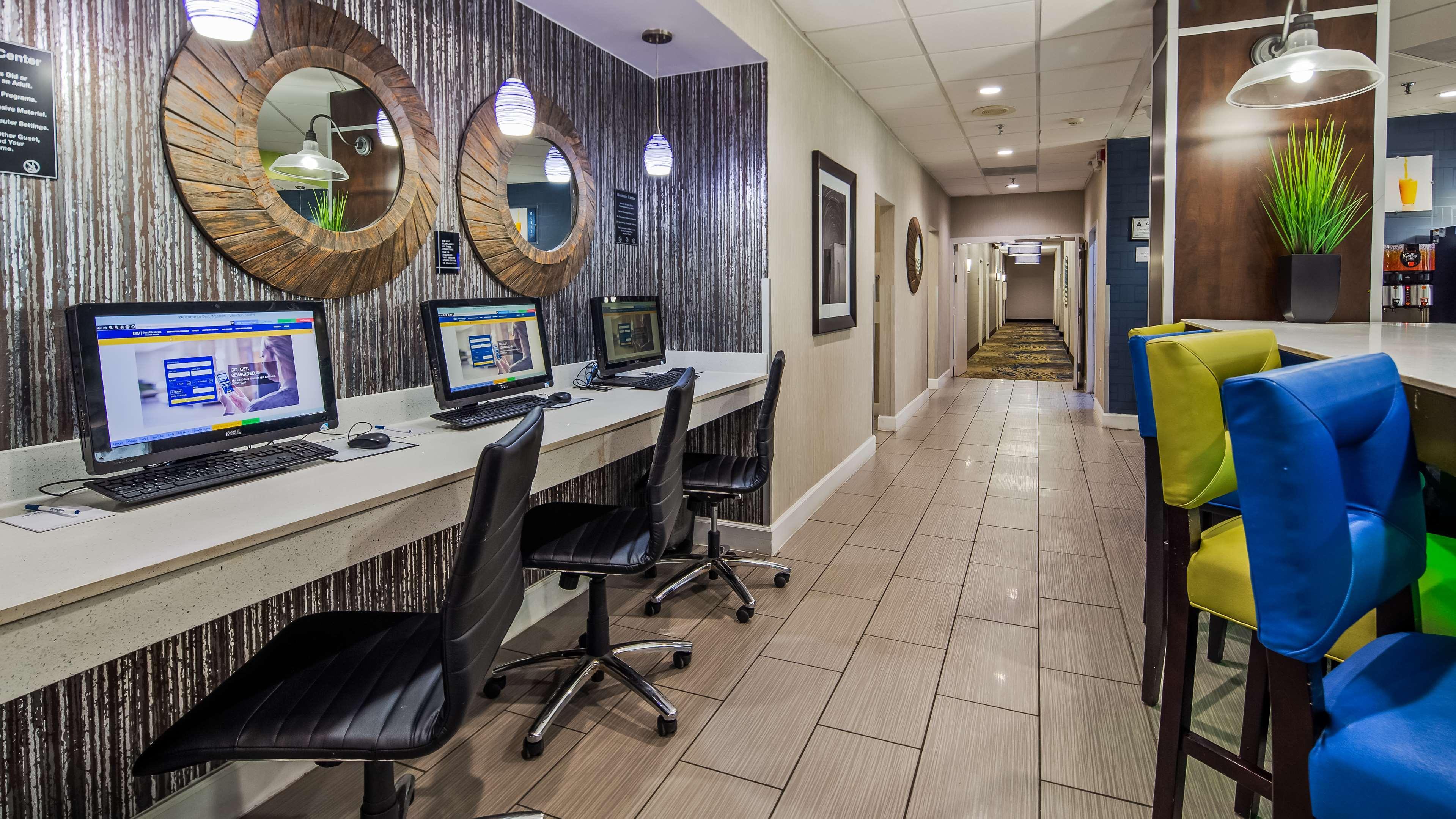 Best Western Plus Hanes Mall Winston-Salem Exterior photo