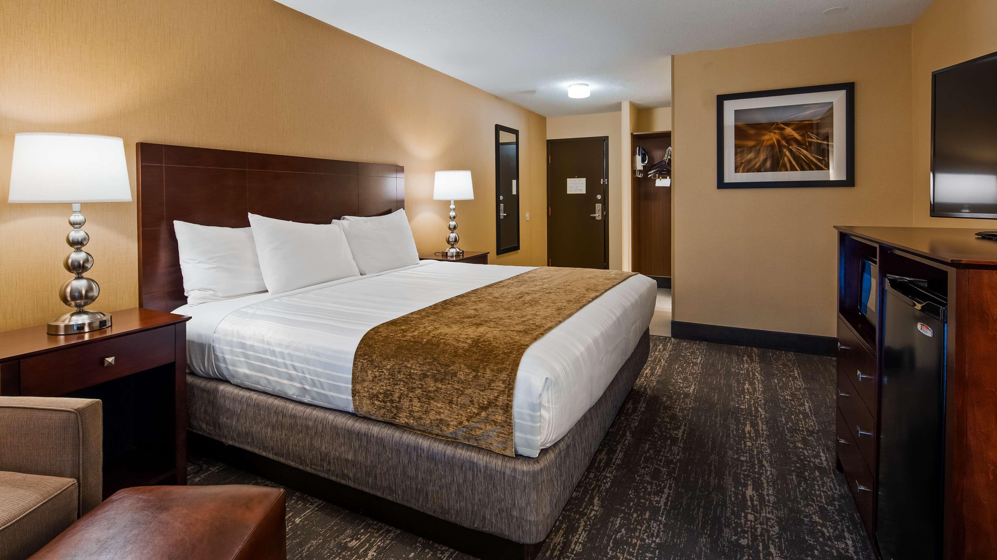 Best Western Plus Hanes Mall Winston-Salem Exterior photo