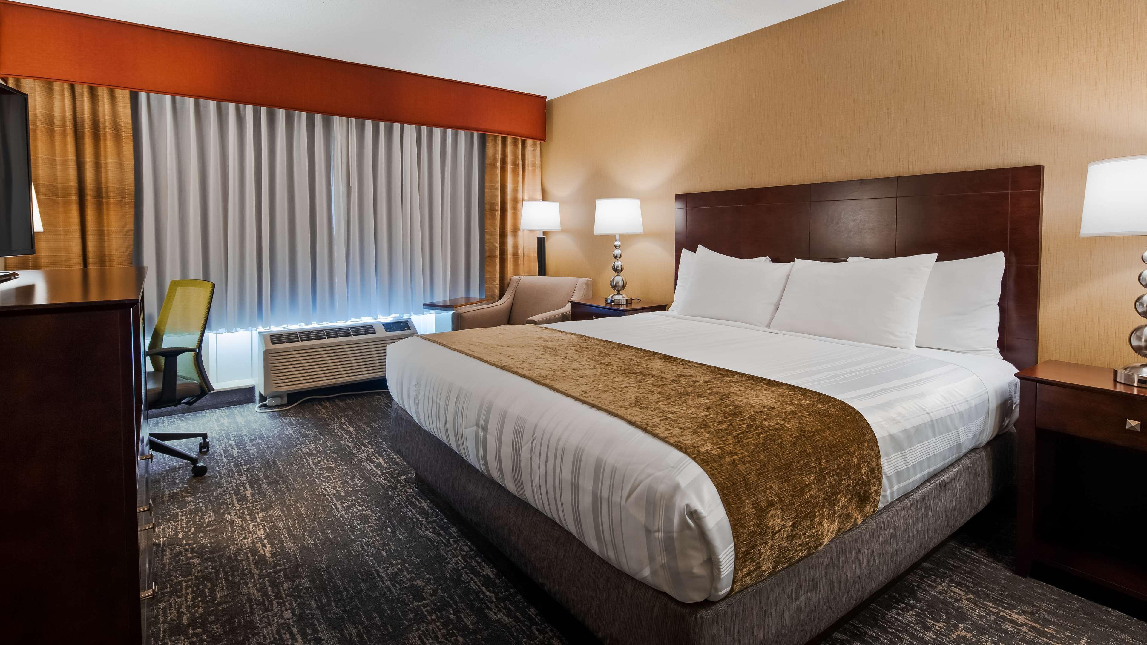Best Western Plus Hanes Mall Winston-Salem Exterior photo
